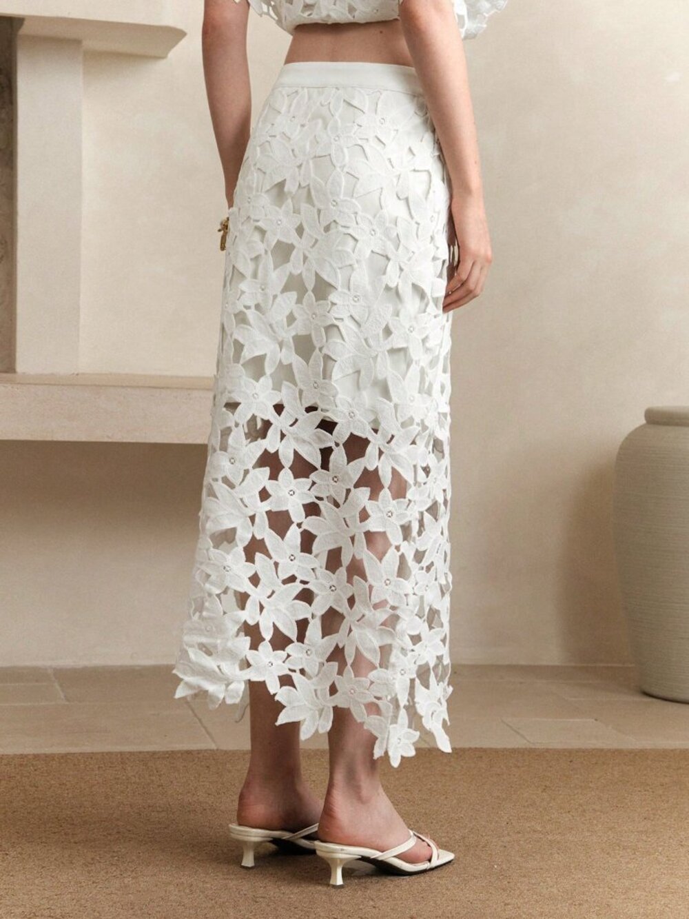 White Elegant Women's 3d Floral Lace Fabric Hollow Flower Pattern Skirt - Picture 2 of 7